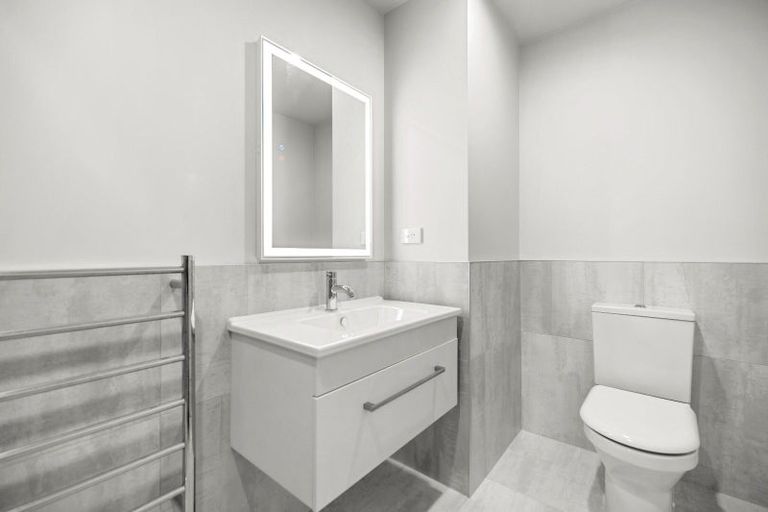 Photo of property in Kawarau Residences, 114/16 Mountain Ash Drive, Frankton, Queenstown, 9300