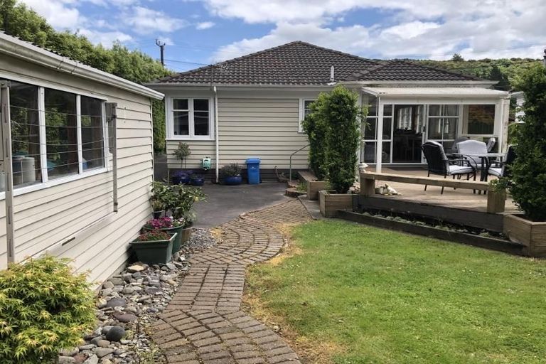 Photo of property in 32a Hyde Street, Wainuiomata, Lower Hutt, 5014