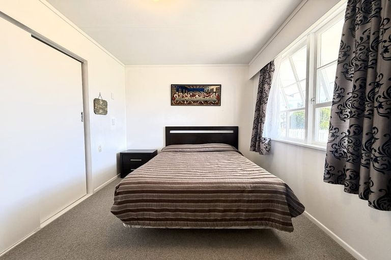 Photo of property in 54 Kennedy Drive, Levin, 5510