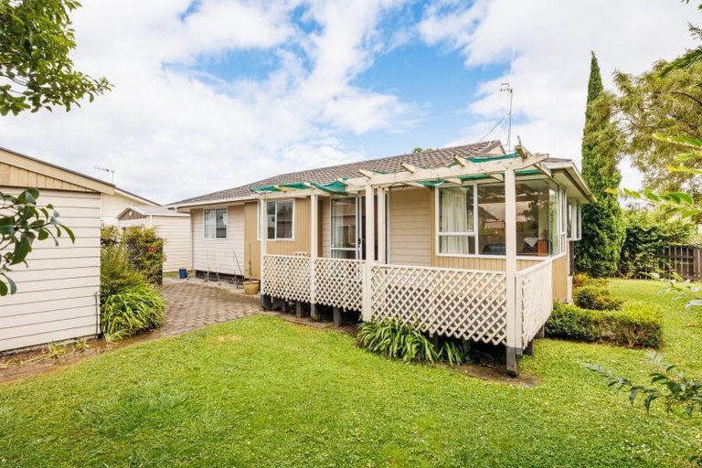 Photo of property in 24b Cargill Grove, Kelvin Grove, Palmerston North, 4414