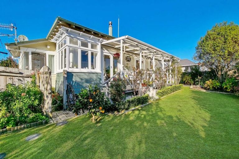 Photo of property in 33 Bidois Road, Fairy Springs, Rotorua, 3015