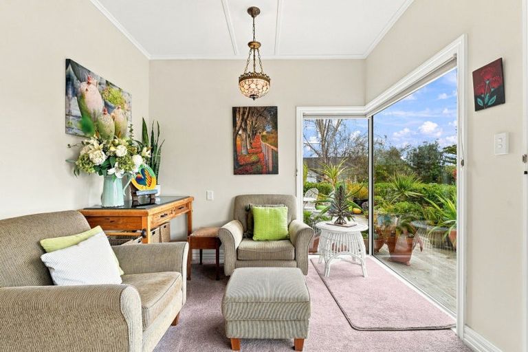 Photo of property in 8a Tirimoana Place, Otamatea, Whanganui, 4501