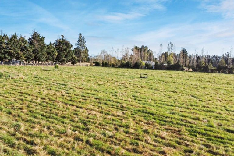 Photo of property in 476 Falvey Road, Levels, Timaru, 7975