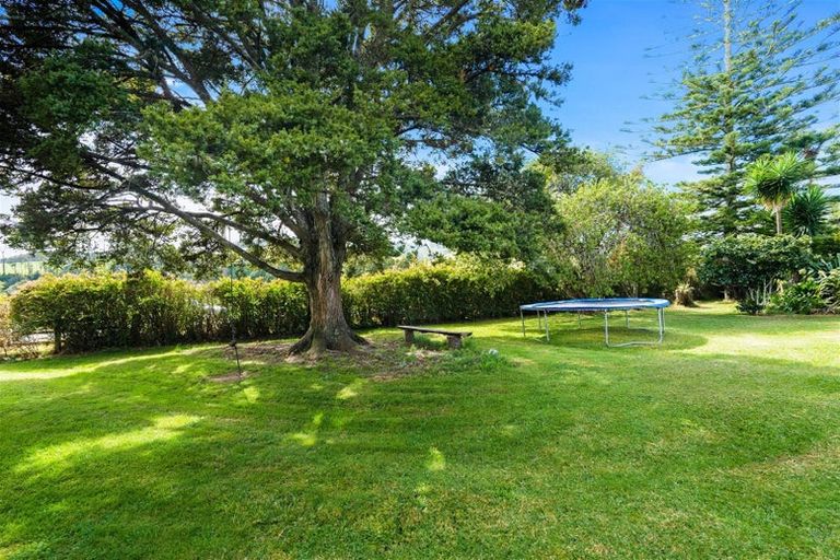 Photo of property in 22 Pataua Road North, Whareora, Whangarei, 0175