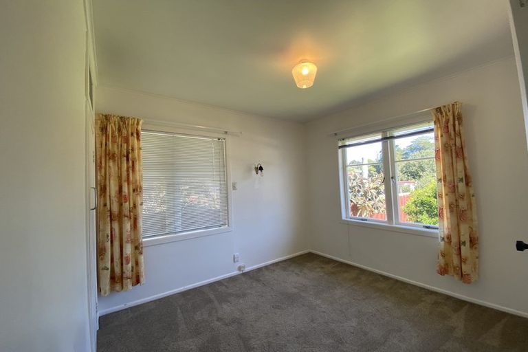 Photo of property in 61 Wilsher Crescent, Henderson, Auckland, 0612