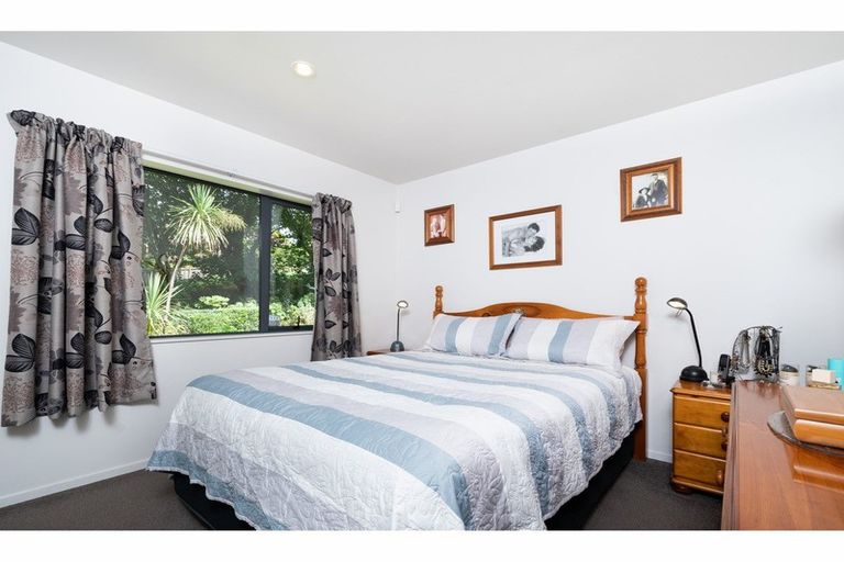 Photo of property in 35d Mcclintock Road, Massey, Auckland, 0614