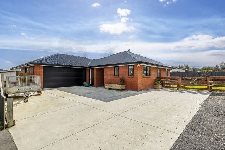 Photo of property in 24 King Street, Coalgate, 7673