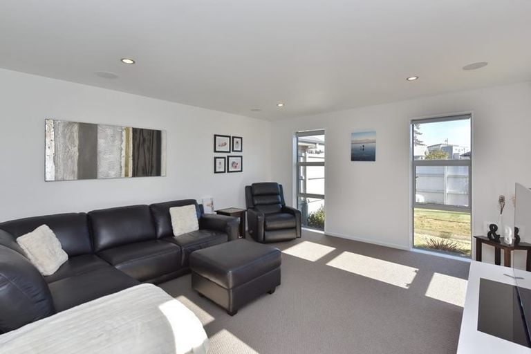 Photo of property in 7 Torrey Pines, Waimairi Beach, Christchurch, 8083