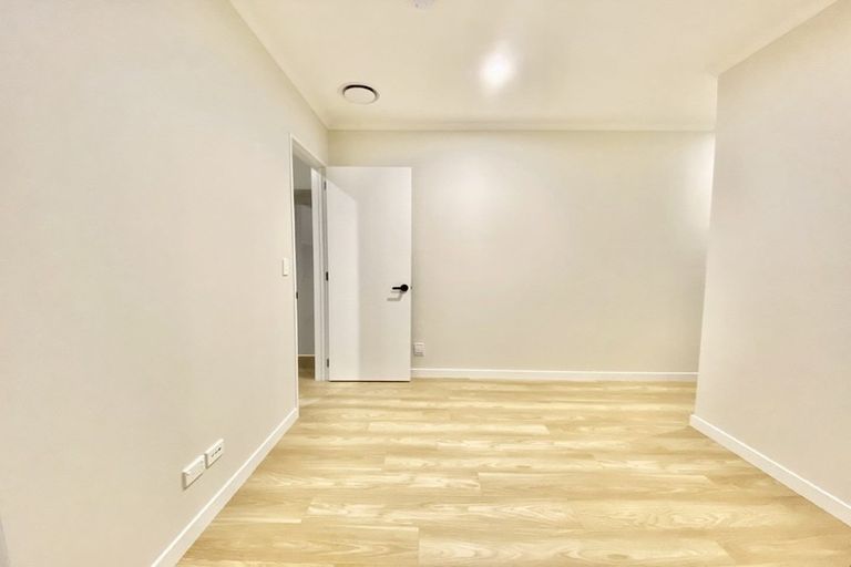 Photo of property in 72 Ksenia Drive, Flat Bush, Auckland, 2019