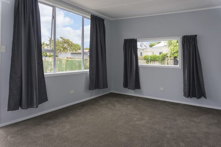 Photo of property in 27 Loyalty Street, Forbury, Dunedin, 9012