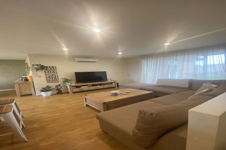 Photo of property in 6e Henley Green, Northwood, Christchurch, 8051