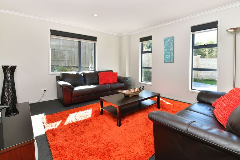 Photo of property in 38 Otanerua Road, Hatfields Beach, Orewa, 0931