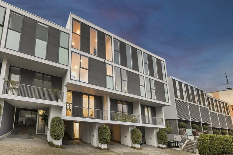 Photo of property in 82 Fisher-point Drive, Auckland Central, Auckland, 1010