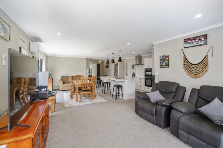 Photo of property in 71 Tynan Street, Te Puke, 3119