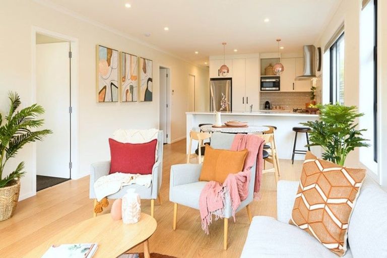 Photo of property in 67 Hokioi Drive, Kenepuru, Porirua, 5022