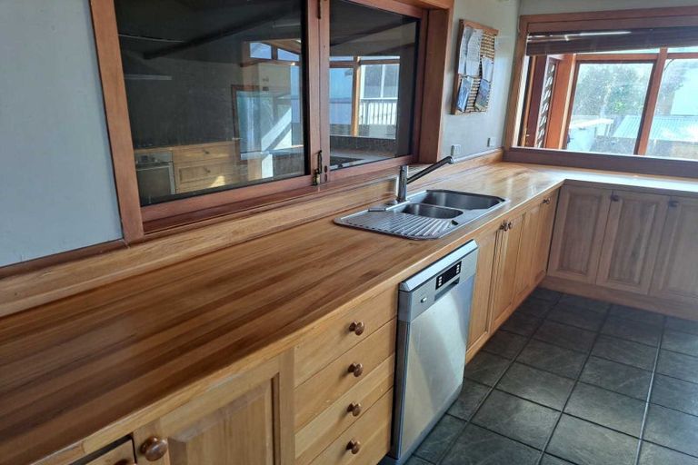 Photo of property in 158 Owhiro Bay Parade, Owhiro Bay, Wellington, 6023