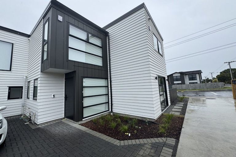 Photo of property in 2/20 Luke Street, Otahuhu, Auckland, 1062