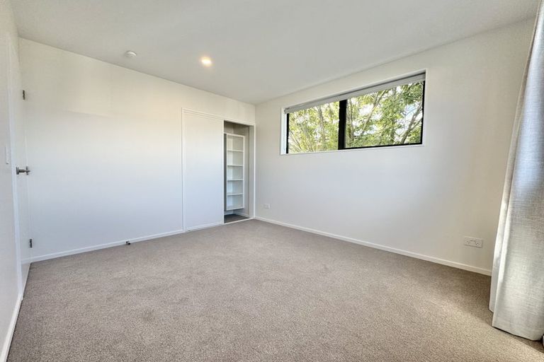 Photo of property in 11 Clementine Lane, Mount Pleasant, Christchurch, 8081