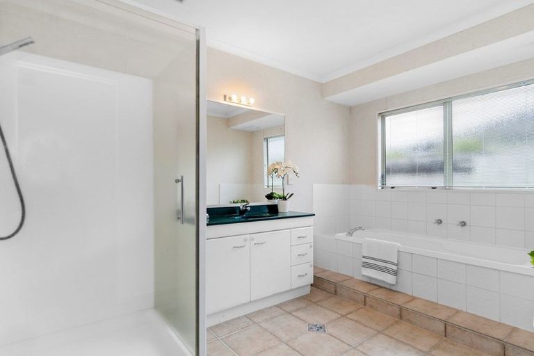 Photo of property in 19 Fahey Avenue, Mount Maunganui, 3116