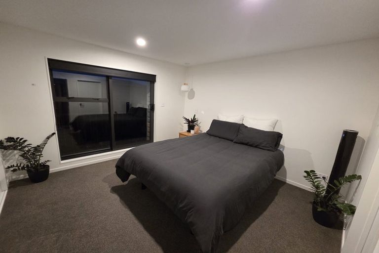 Photo of property in 5 Falcon Crescent, Hobsonville, Auckland, 0618