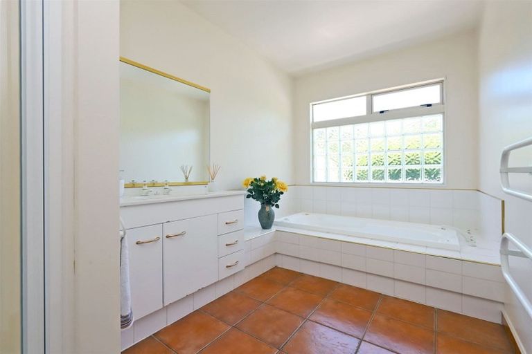 Photo of property in 47 Greenwood Road, Havelock North, 4130