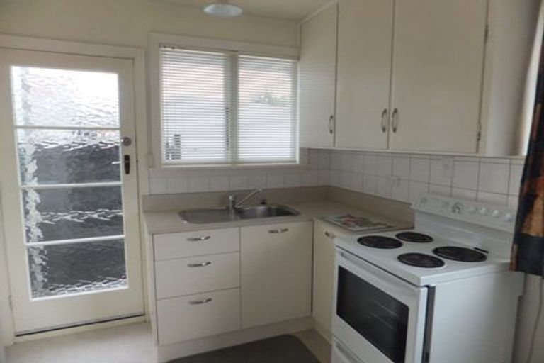 Photo of property in 1/1 Coles Place, St Albans, Christchurch, 8014