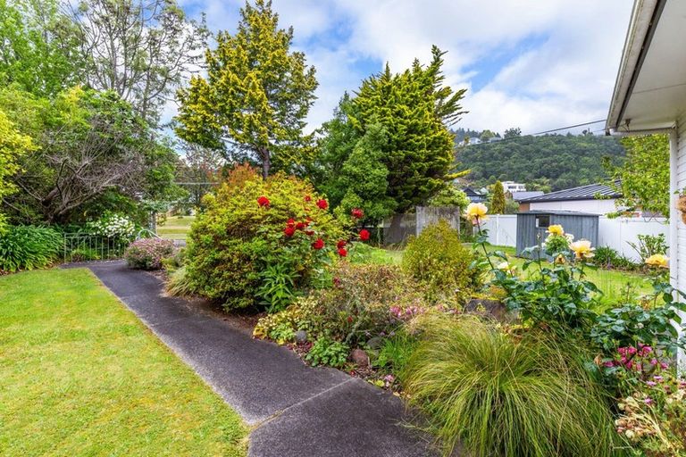 Photo of property in 2/126 Guppy Road, Acacia Bay, Taupo, 3330