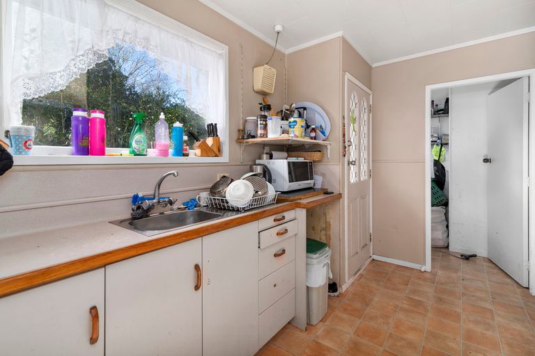 Photo of property in 18 Walnut Place, Owhata, Rotorua, 3010