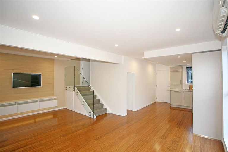 Photo of property in 6/100 Papanui Road, Merivale, Christchurch, 8014