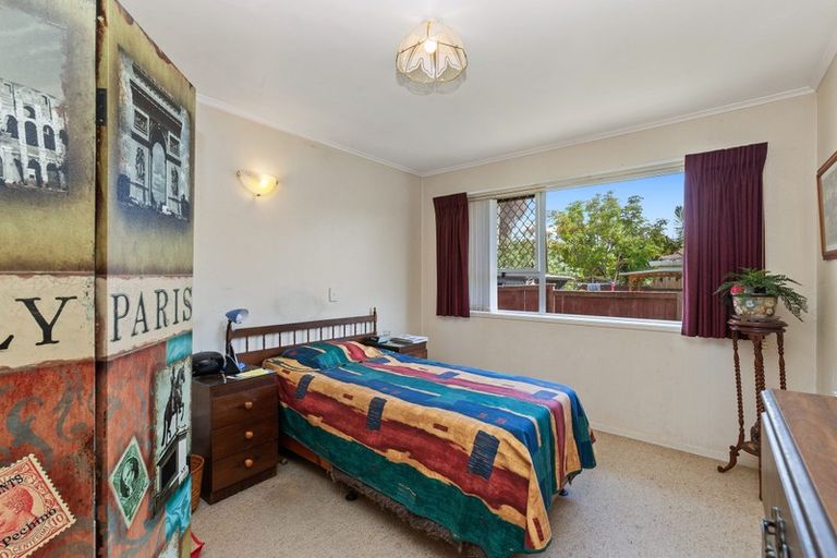 Photo of property in 2/2 Palm Court Drive, Glen Eden, Auckland, 0602