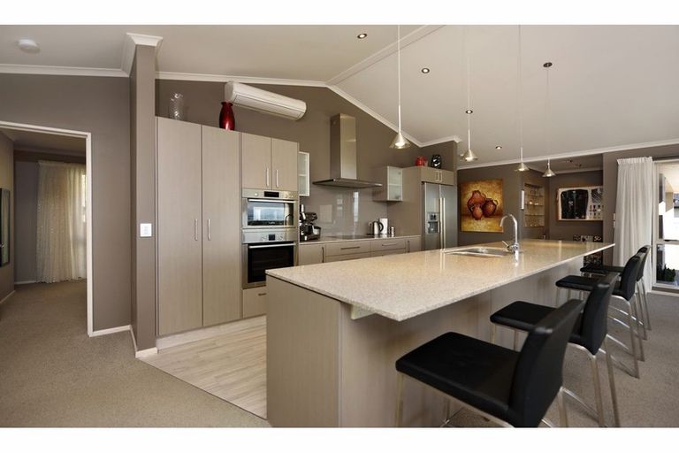 Photo of property in 6 Berkshire Place, Stoke, Nelson, 7011