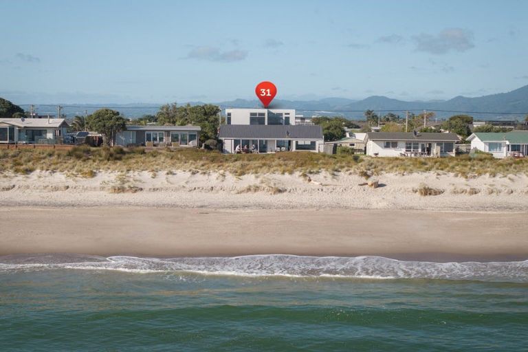 Photo of property in 31 Karewa Parade, Papamoa Beach, Papamoa, 3118
