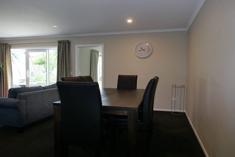 Photo of property in 37 Gallipoli Place, Paraparaumu, 5032