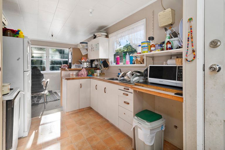 Photo of property in 18 Walnut Place, Owhata, Rotorua, 3010