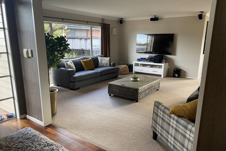 Photo of property in 125 Wayne Francis Drive, Flat Bush, Auckland, 2016