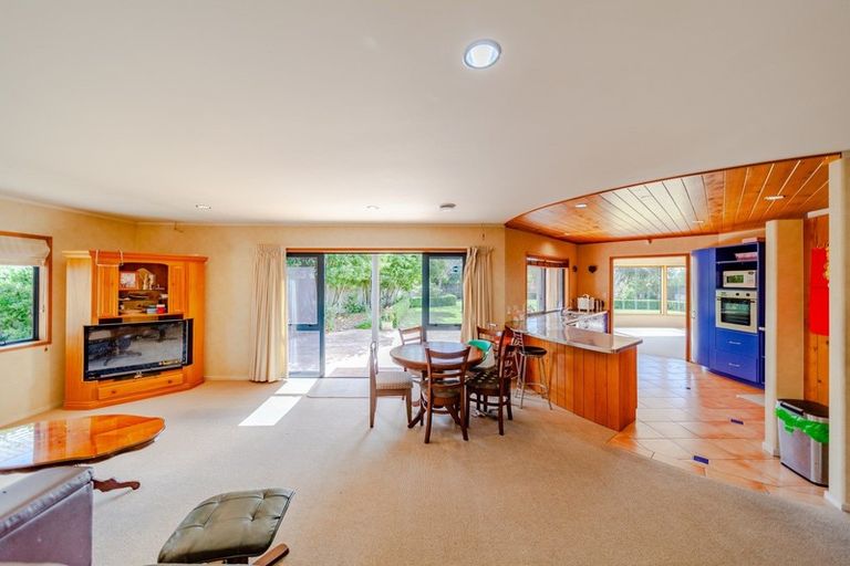 Photo of property in 2 Belgrove Drive, Waipukurau, 4200