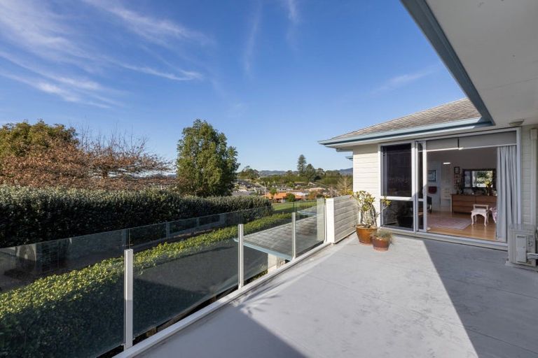 Photo of property in 25 Contour Avenue, Pyes Pa, Tauranga, 3112