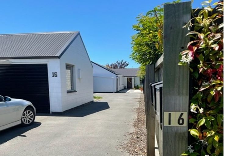 Photo of property in 2/16 Lindsay Street, St Albans, Christchurch, 8014