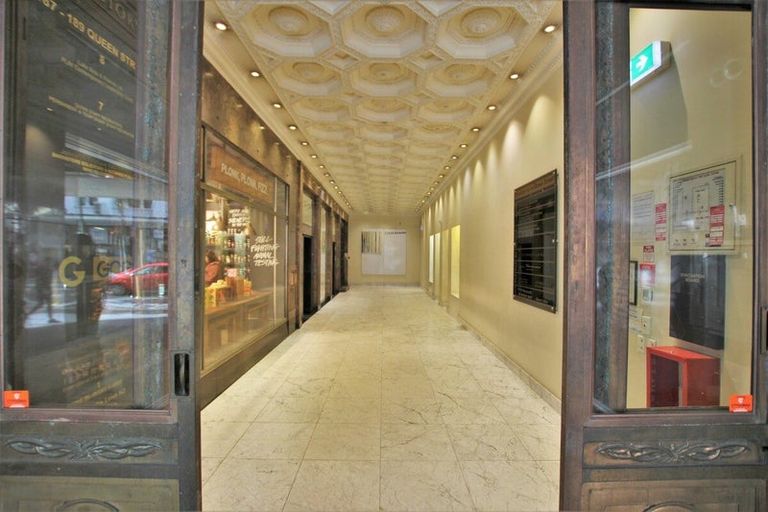 Photo of property in 187 Queen Street, Pukekohe, 2120