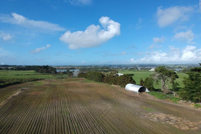 Photo of property in 41 Wharf Road, Clarks Beach, Pukekohe, 2679