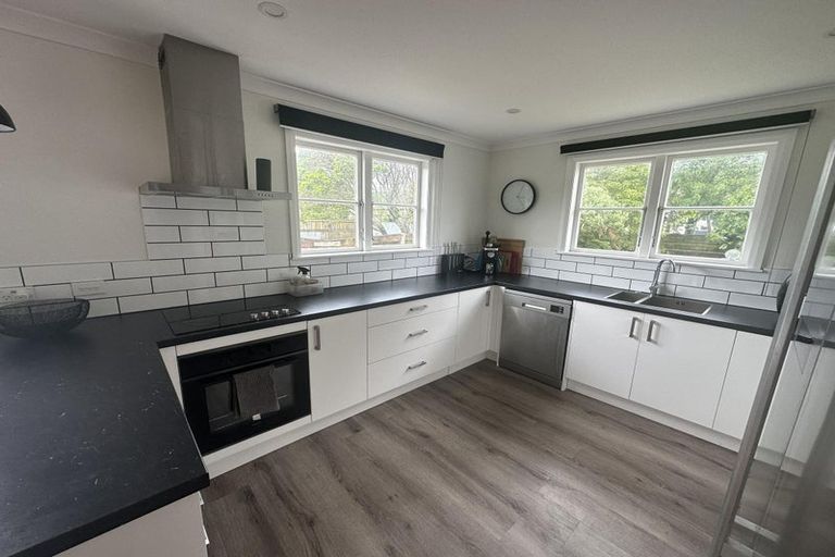 Photo of property in 14 Pearce Crescent, Taita, Lower Hutt, 5011