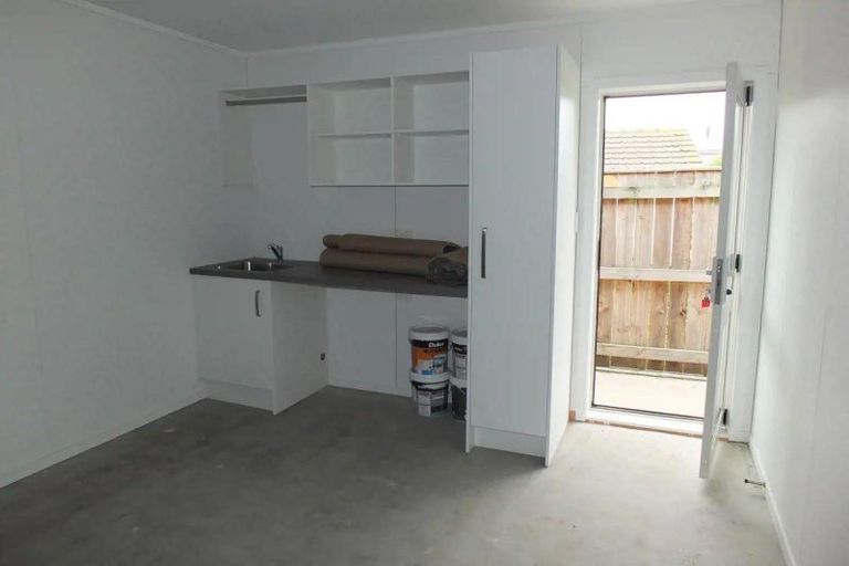 Photo of property in 3 Hof Lane, Foxton, 4814