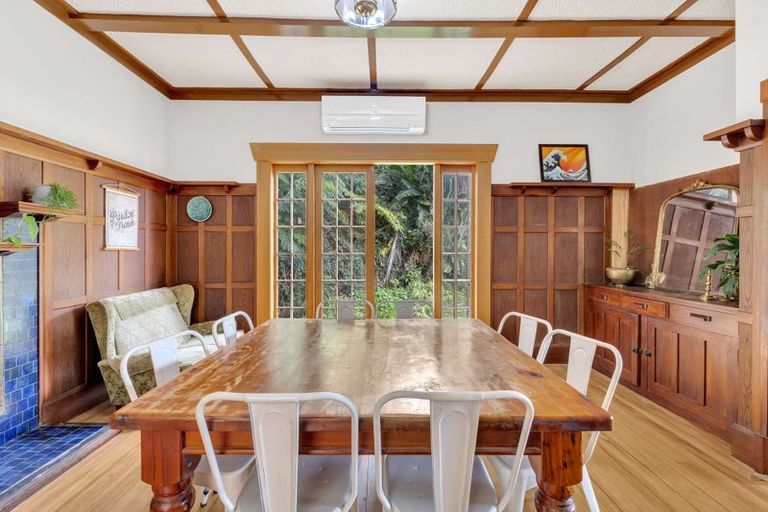 Photo of property in 353 Devon Street West, Lynmouth, New Plymouth, 4310