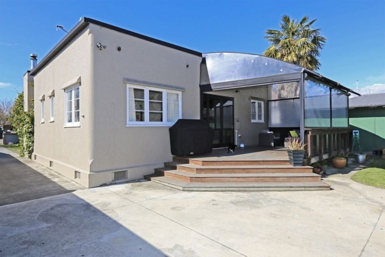 Photo of property in 209 Mayfair Avenue, Mayfair, Hastings, 4122