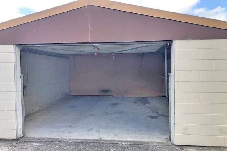 Photo of property in 21 Parkhouse Drive, Rangiora, 7400