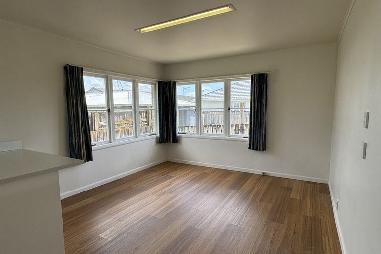 Photo of property in 341 Peachgrove Road, Fairfield, Hamilton, 3214