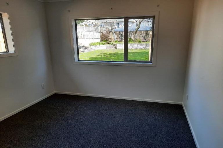 Photo of property in 30a Wrantage Street, Westown, New Plymouth, 4310