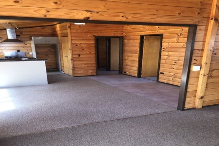 Photo of property in 24 Silvan Place, Bell Block, New Plymouth, 4312