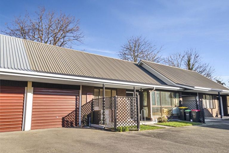Photo of property in Carmichael Courts, 13/14 Wharenui Road, Upper Riccarton, Christchurch, 8041