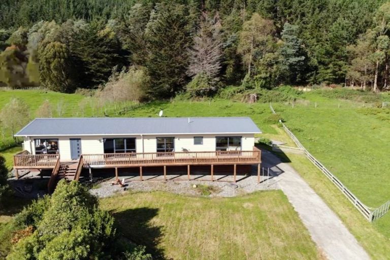 Photo of property in 29a Eastern Rise, Manakau, Levin, 5573